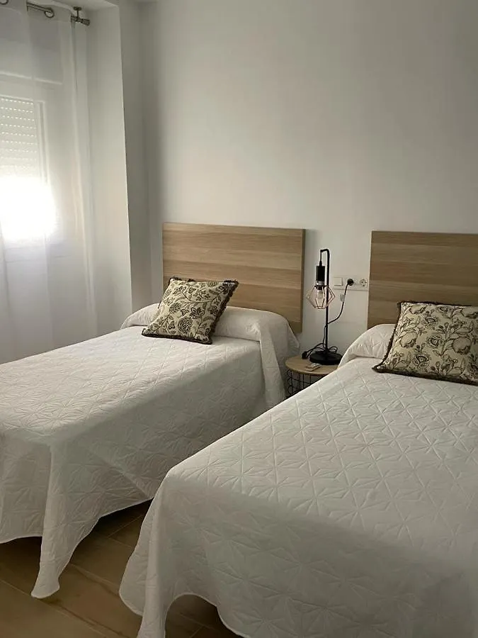 Apartamentos La Hormiga Deluxe Adra