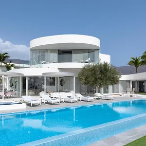 villa-equilibrium-costa-adeje.in-canary-islands.com/