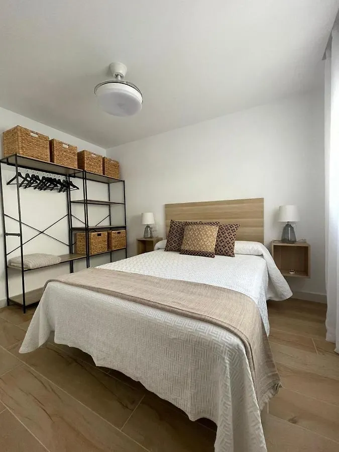 Apartamentos La Hormiga Deluxe Adra 0*,  Spanien